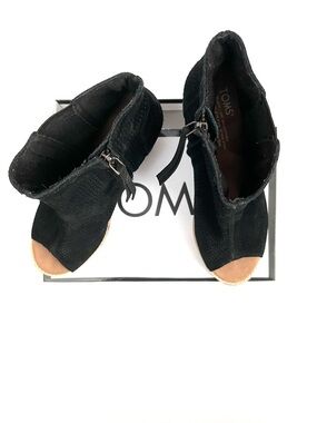 TOMS Black Open-Toe Ankle Booties with Tan Toe Accent